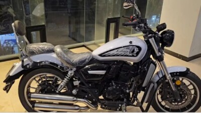 Royal Enfield 350 competitor Bajaj Avenger 400 to be launched in the market soon